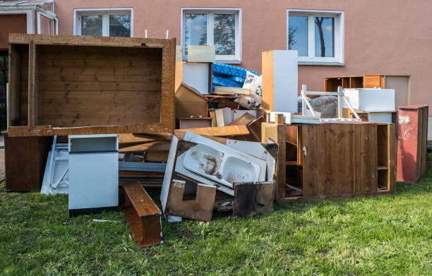 Best Affordable Junk Removal Services  in Mapleton, MN
